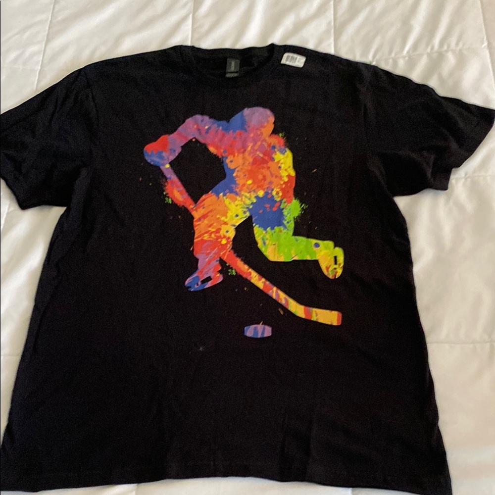 Colorful Hockey Graphic Black T-Shirt. Size medium.